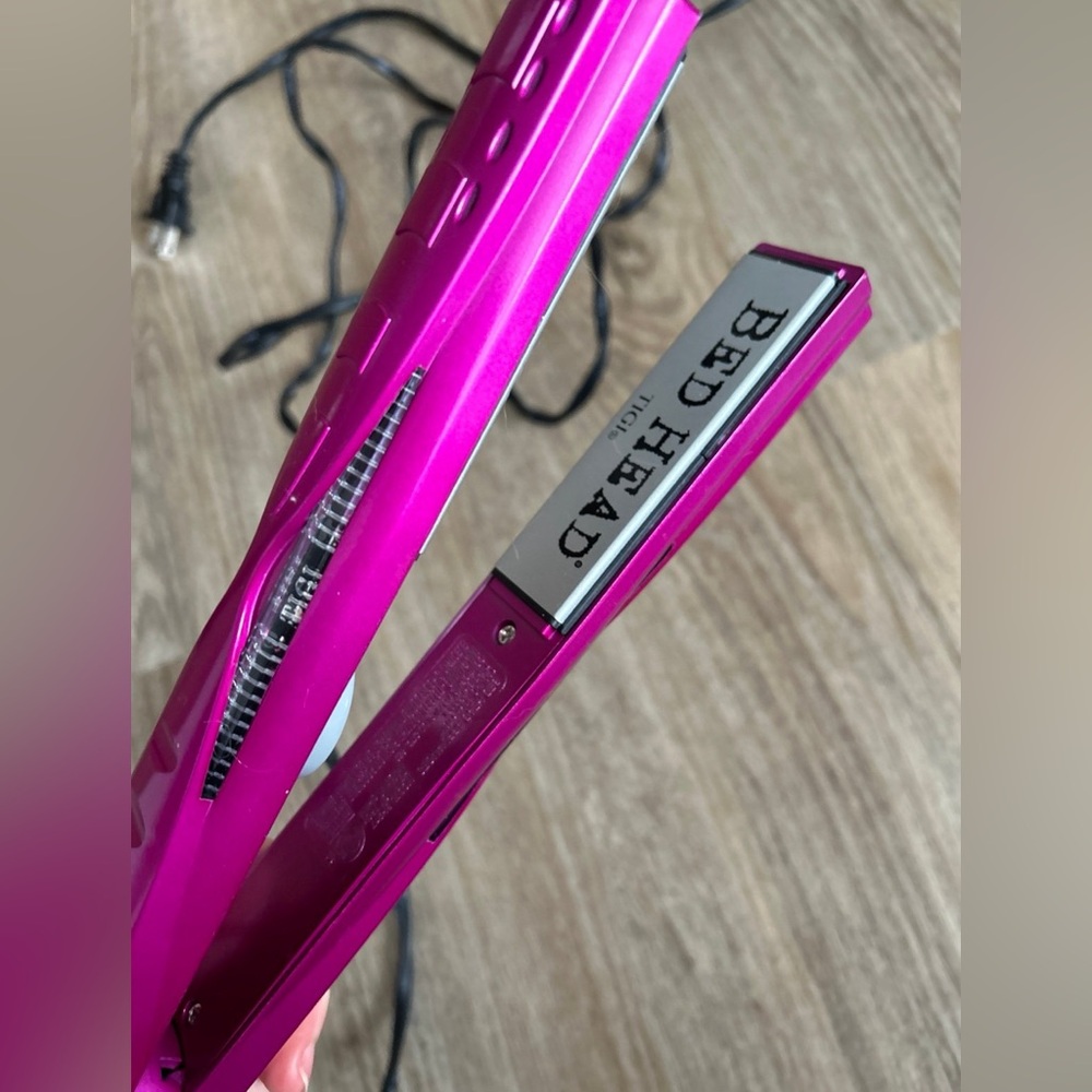 Straighten iron